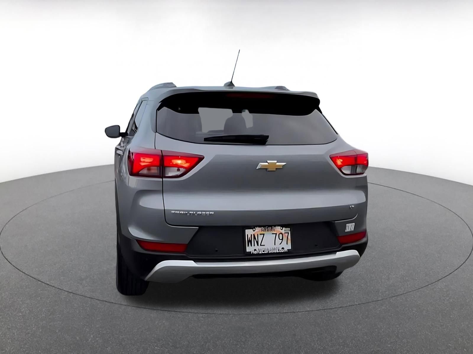 Thumbnail: 2023 Chevrolet TrailBlazer - 12