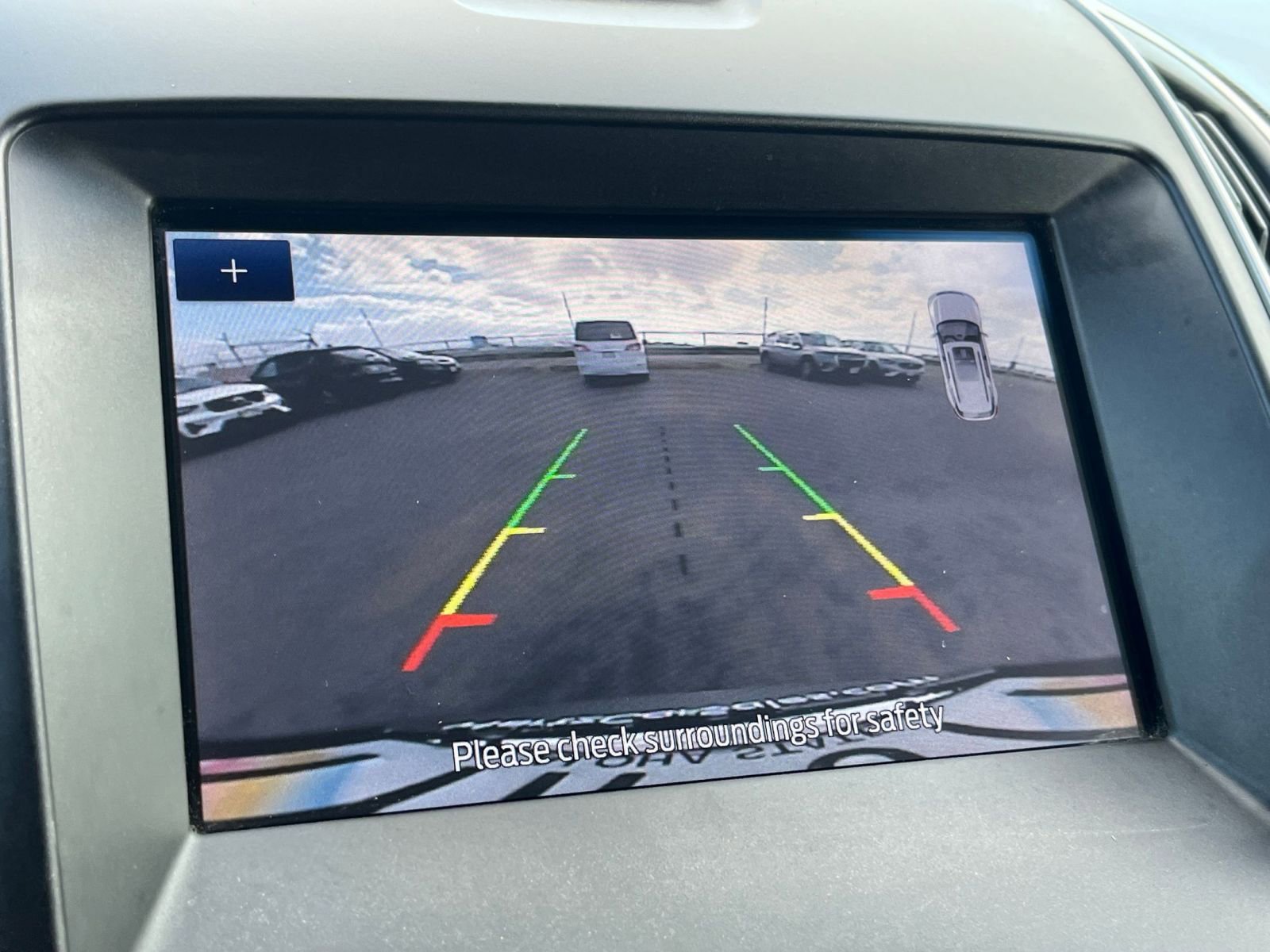 Thumbnail: 2020 Ford Edge - 23
