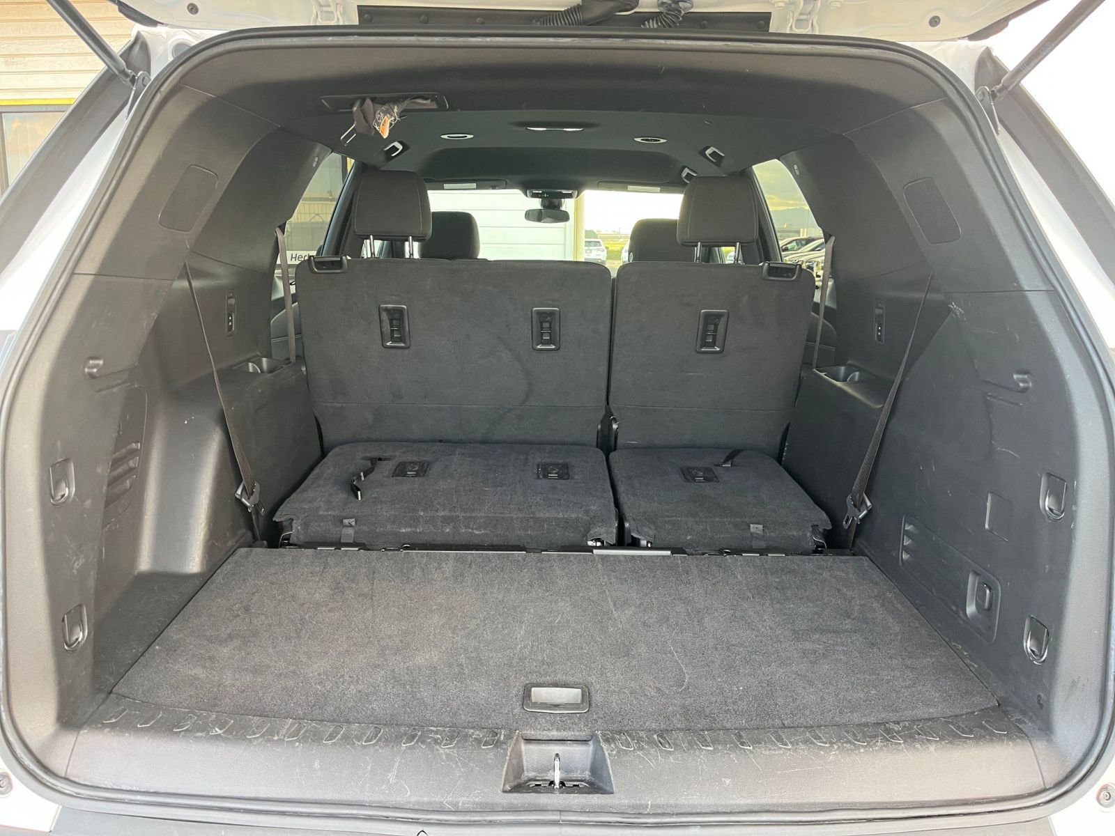 Thumbnail: 2023 Chevrolet Traverse - 30