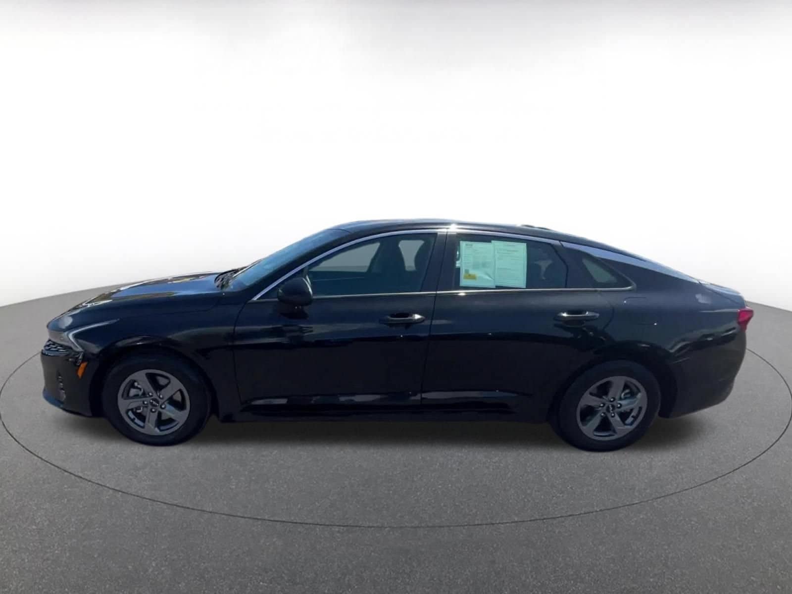 Thumbnail: 2023 Kia K5 - 8