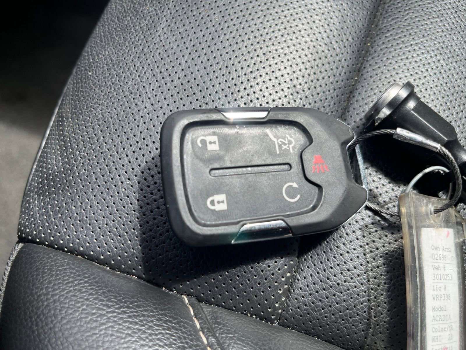 Thumbnail: 2023 GMC Acadia - 25