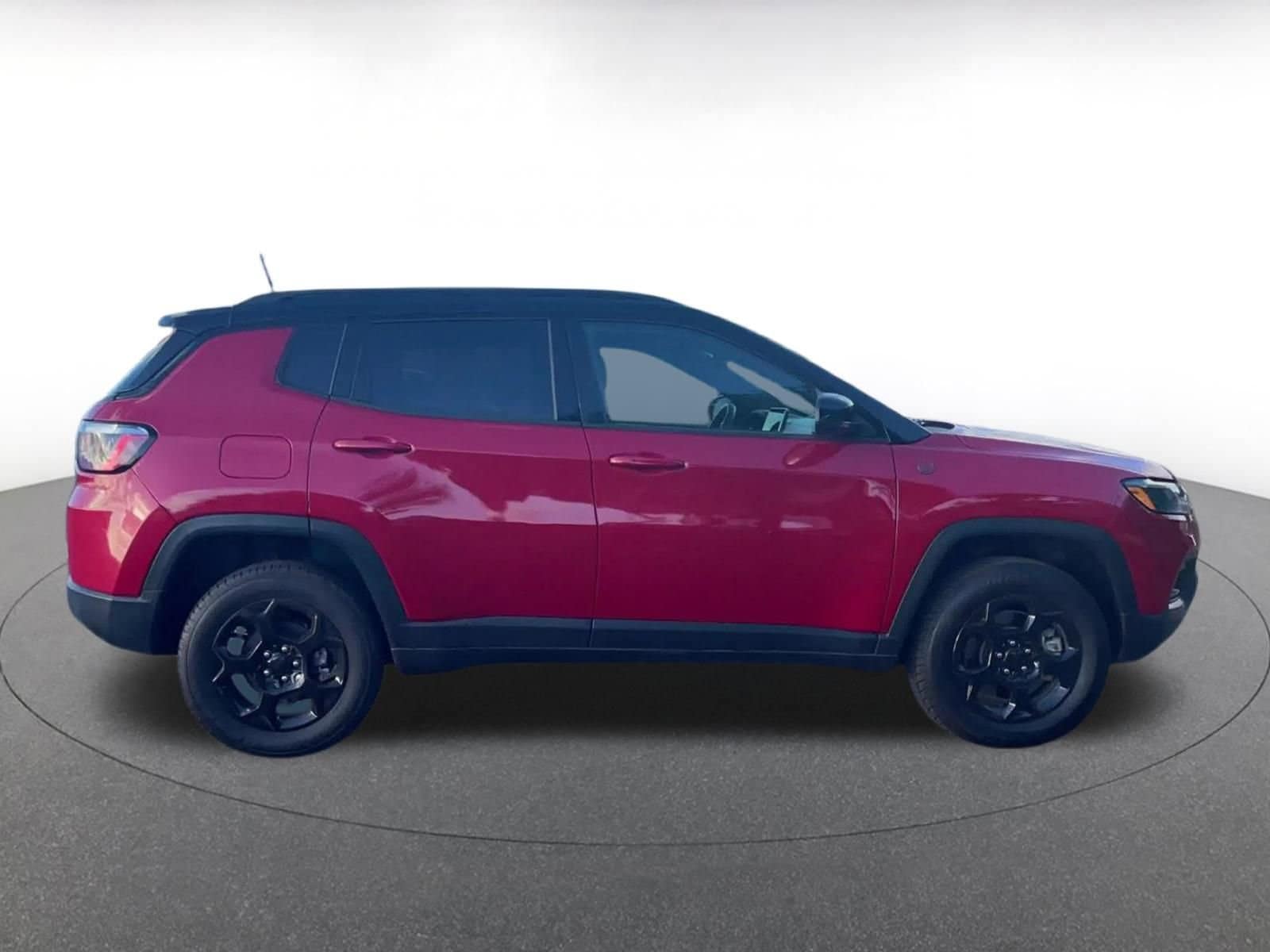 Thumbnail: 2023 Jeep Compass - 15