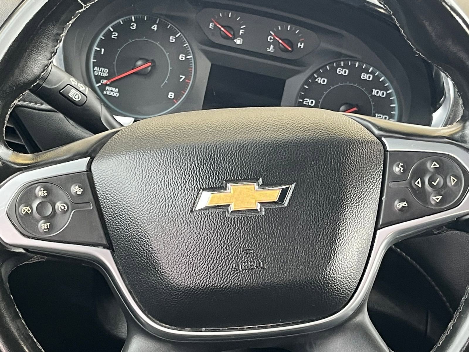 Thumbnail: 2023 Chevrolet Traverse - 28