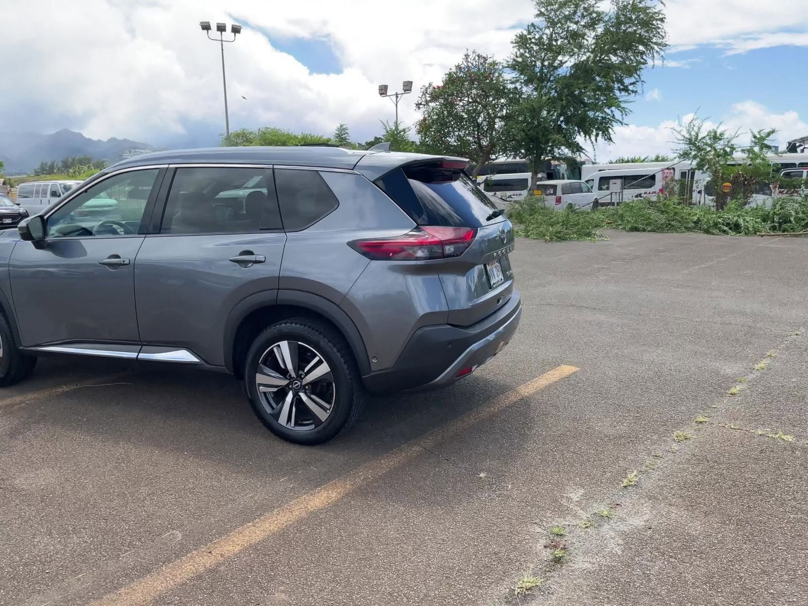 Thumbnail: 2023 Nissan Rogue - 10