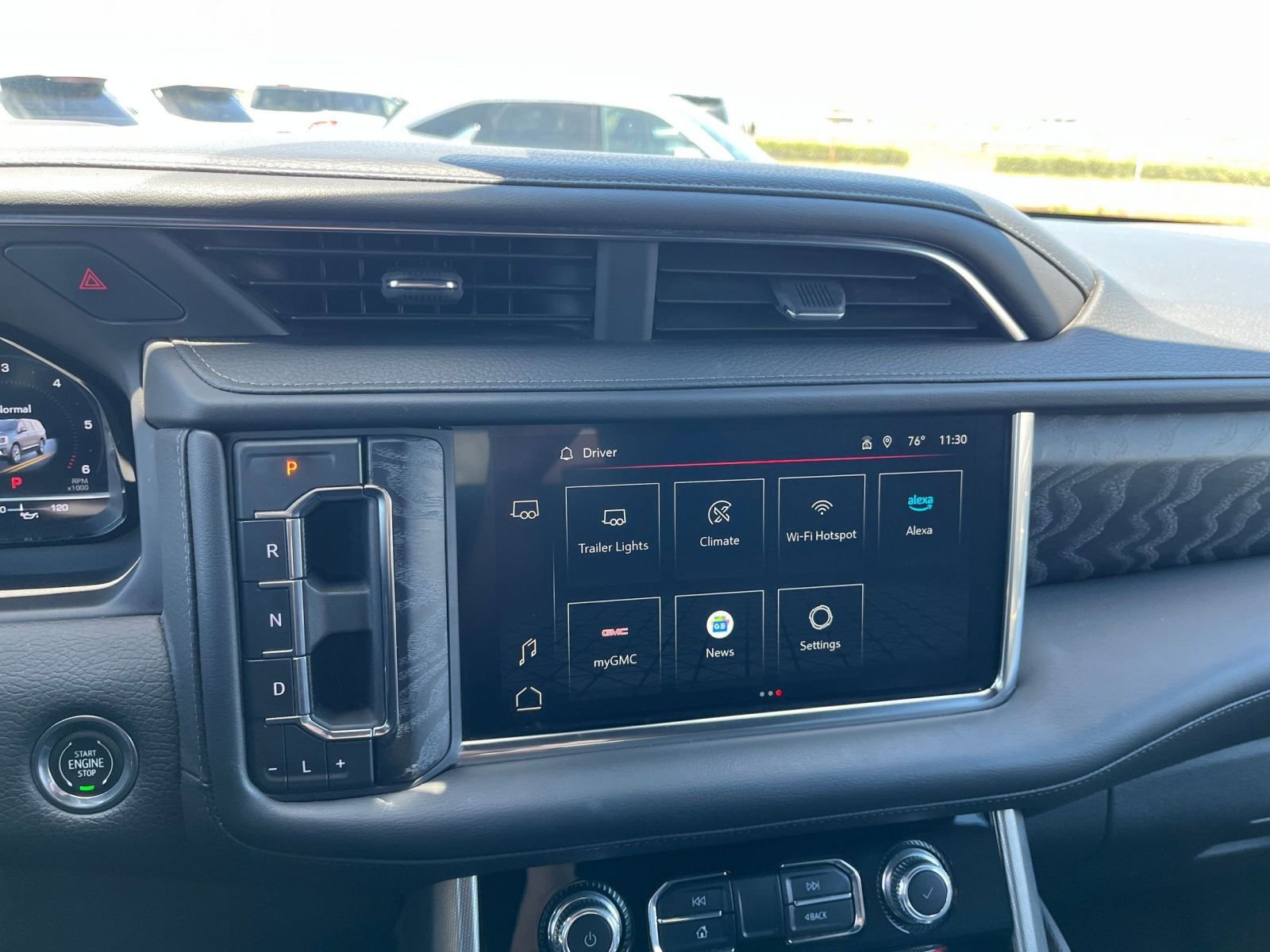 Thumbnail: 2023 GMC Yukon - 17