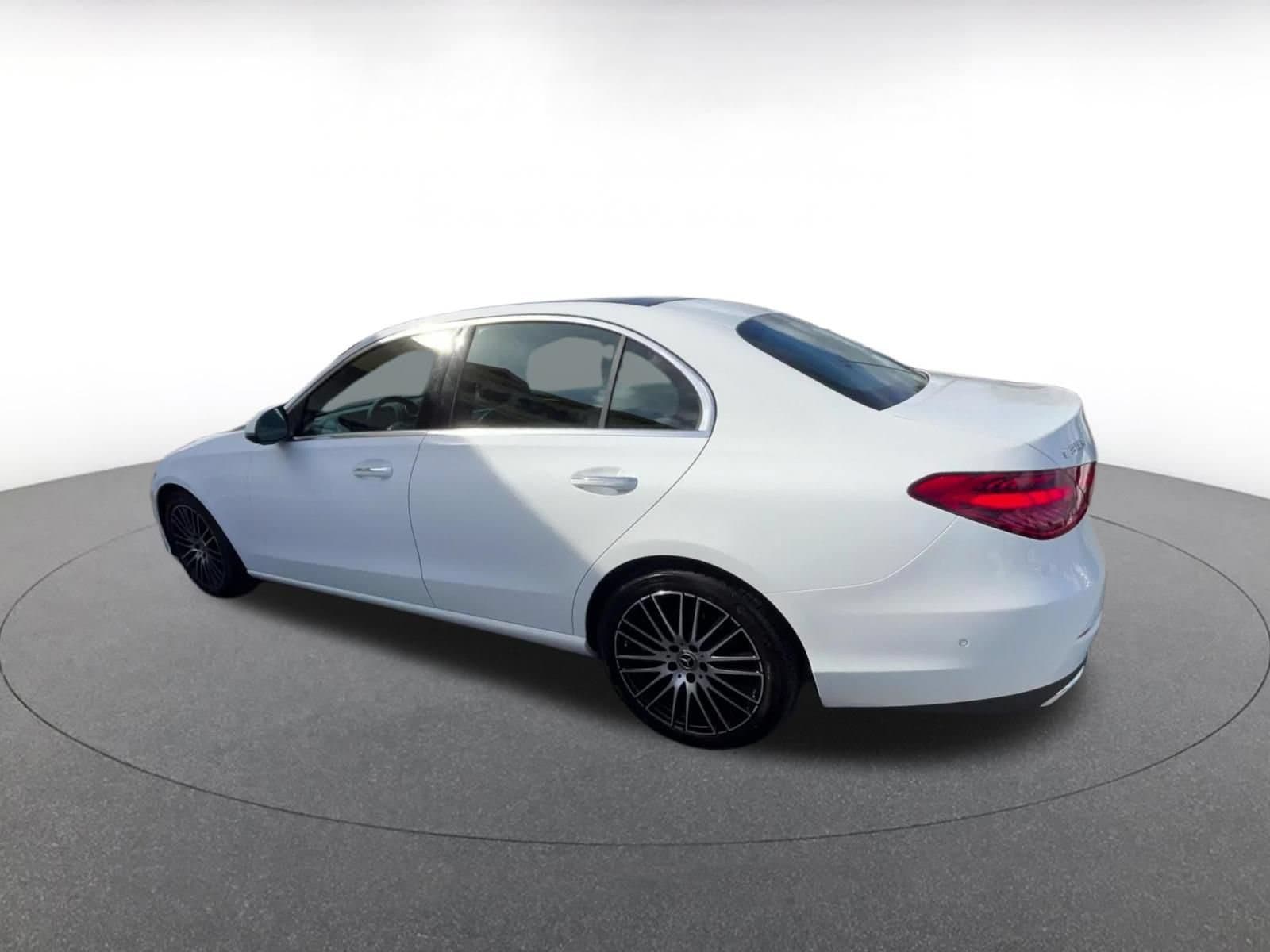 2024 Mercedes-Benz C-Class Sedan C 300 - Photo 9