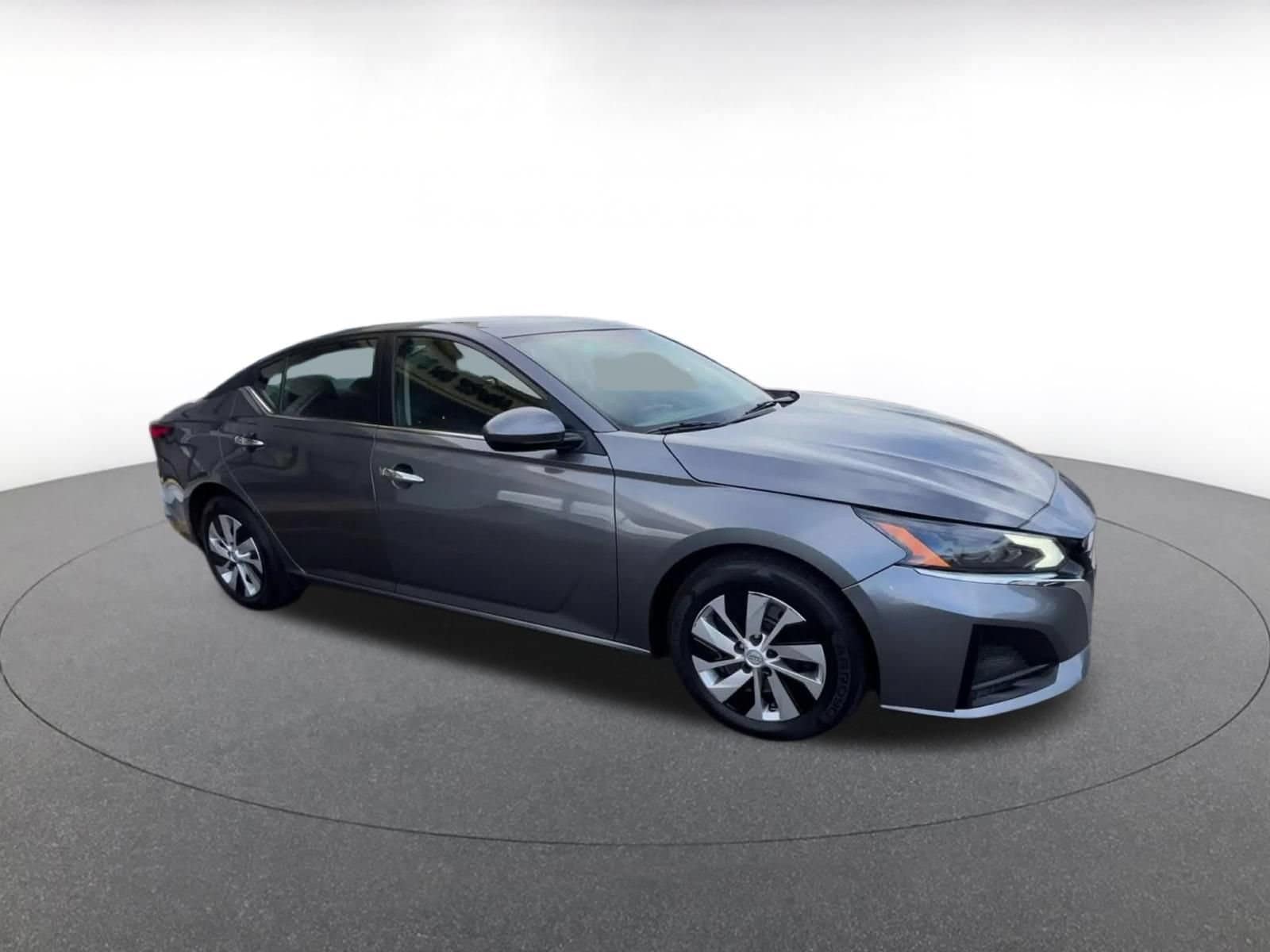 Thumbnail: 2023 Nissan Altima - 2