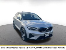 2024 Volvo XC40 B5 Core -
                  Honolulu, HI