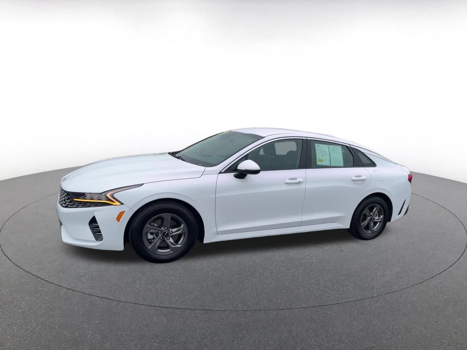 Thumbnail: 2023 Kia K5 - 8