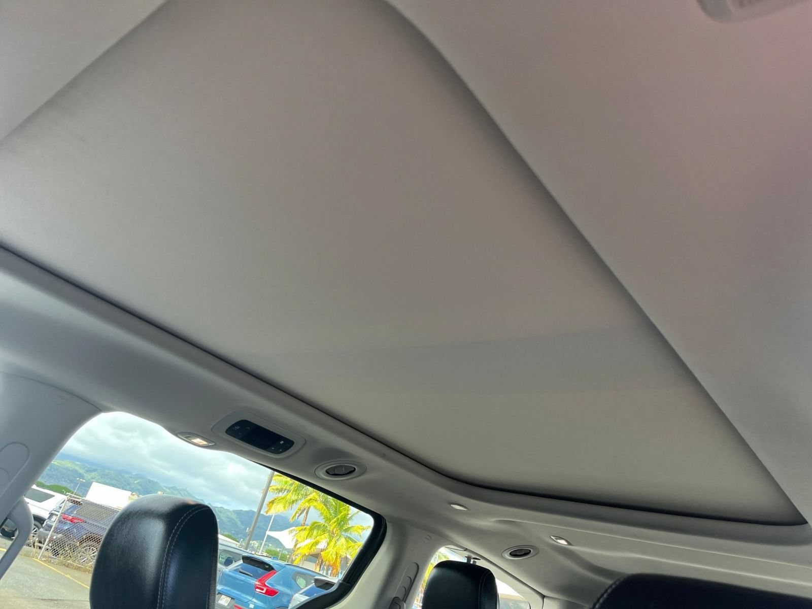 Thumbnail: 2022 Chrysler Pacifica - 28