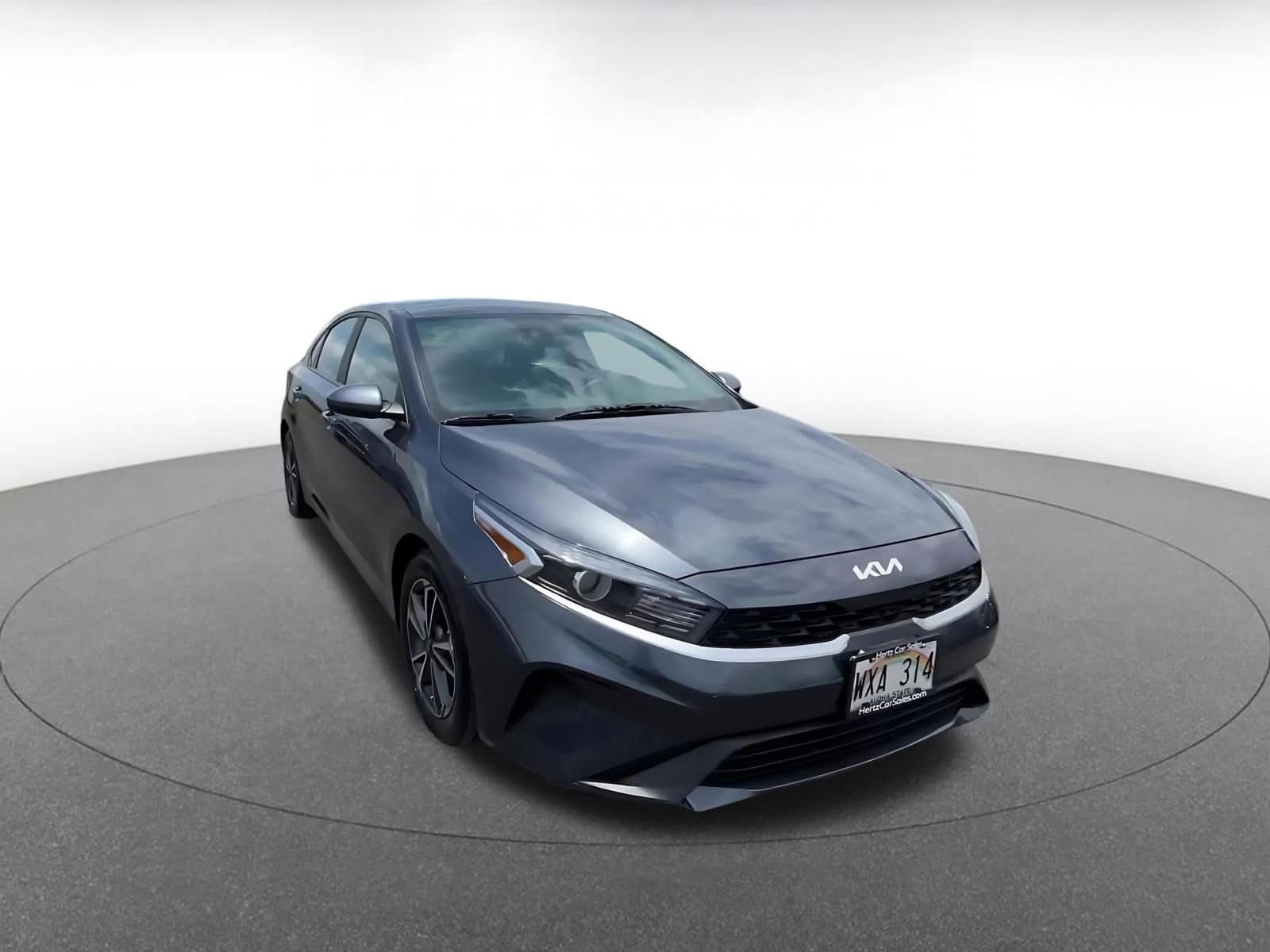 Thumbnail: 2024 Kia Forte - 3