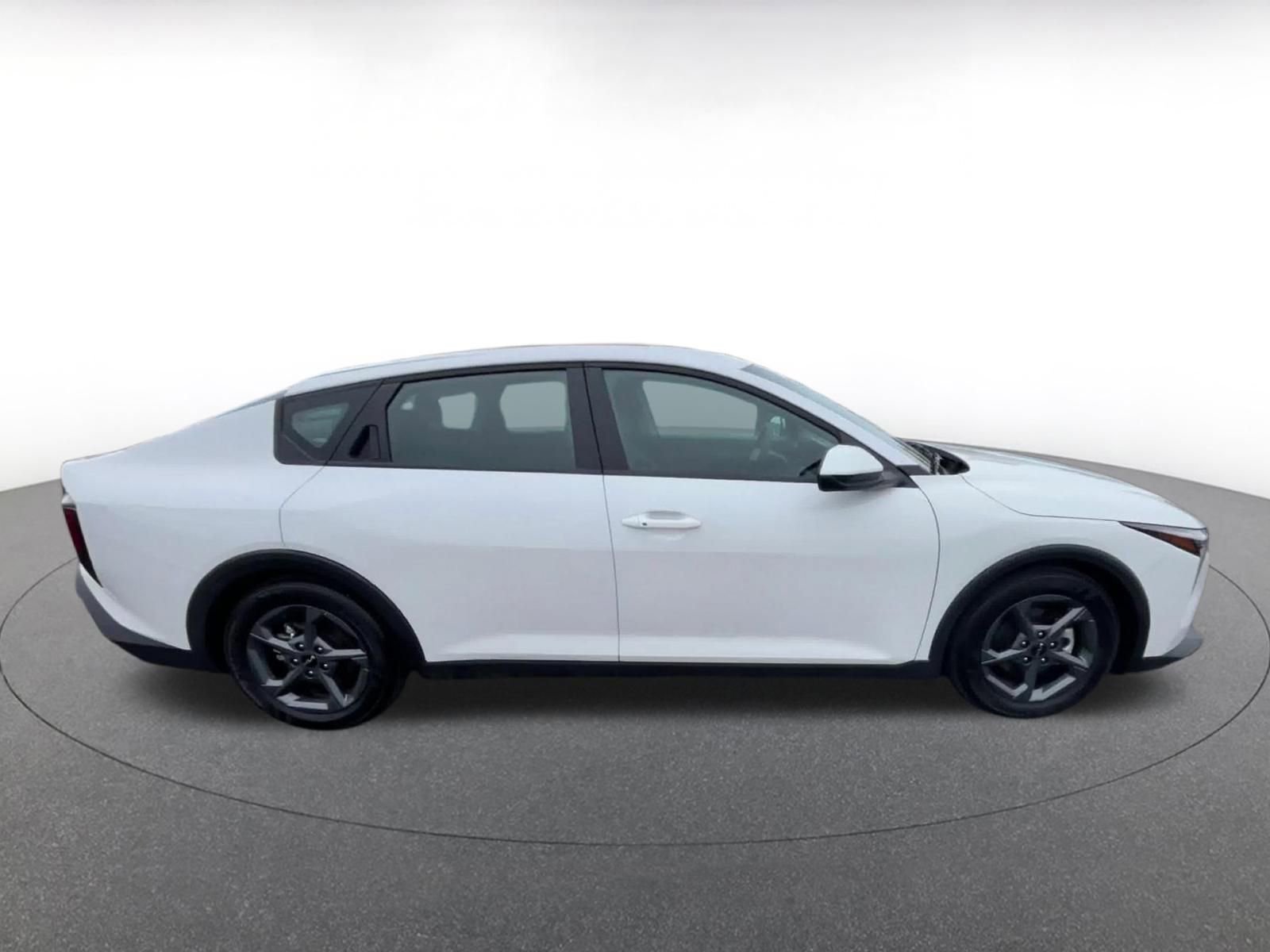 Thumbnail: 2025 Kia K4 - 16