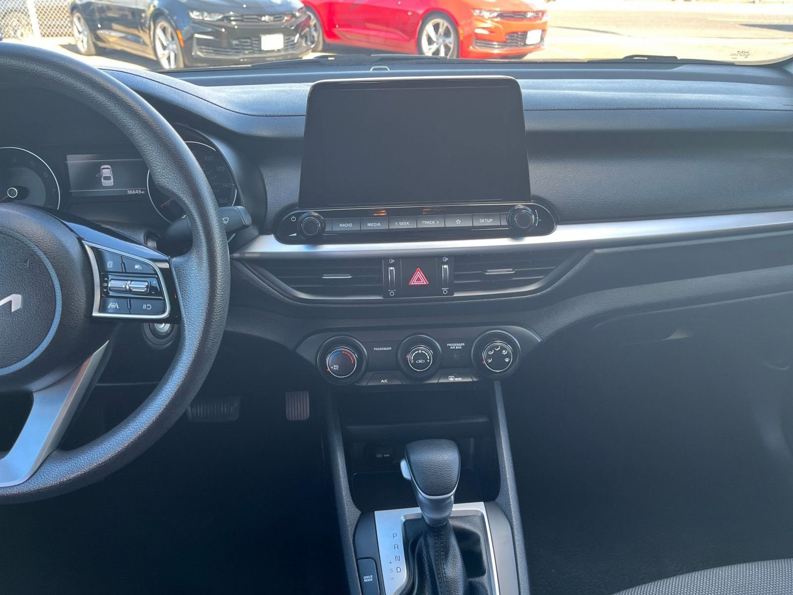 Thumbnail: 2023 Kia Forte - 18