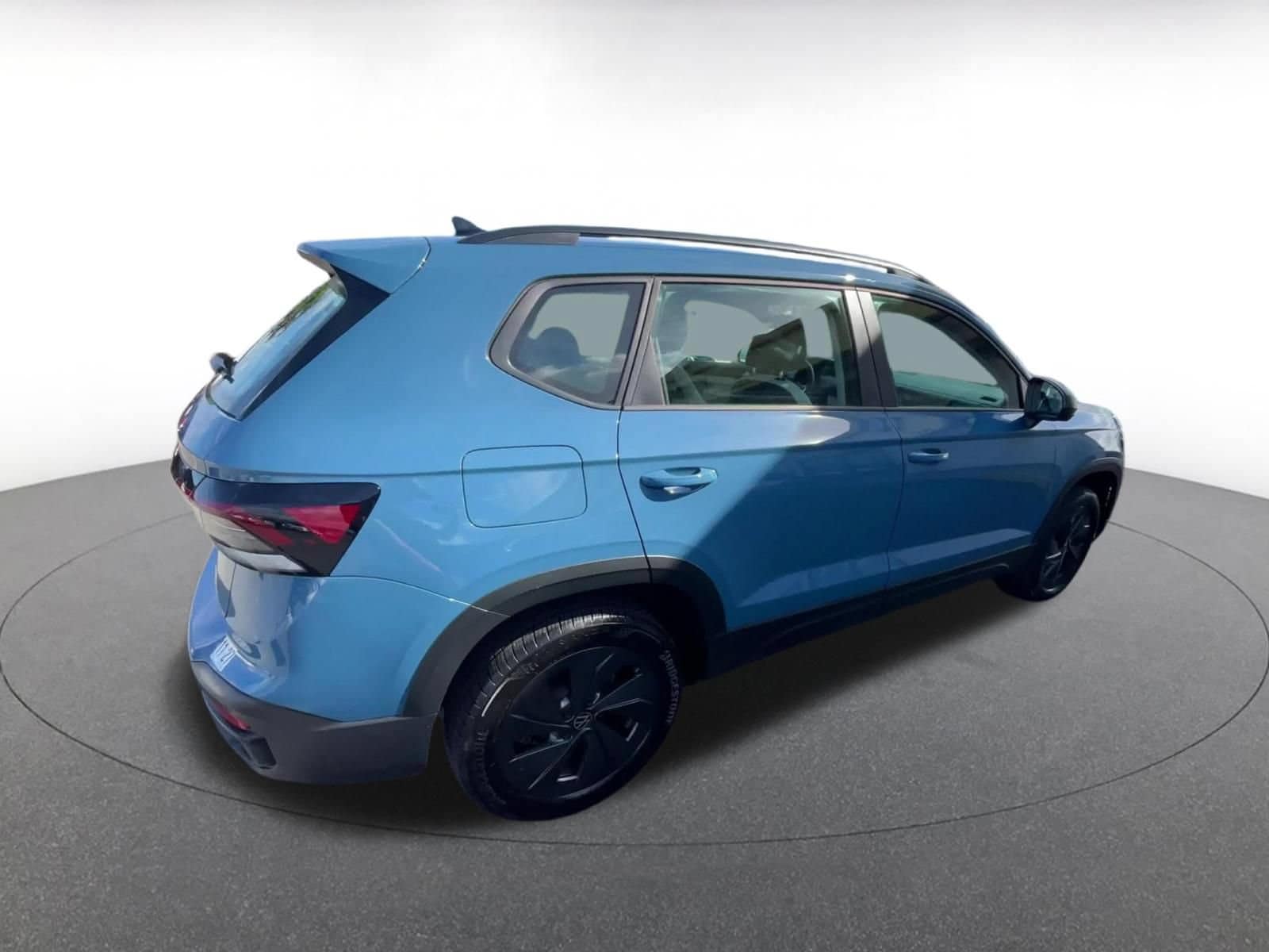 Thumbnail: 2026 Volkswagen Taos - 14