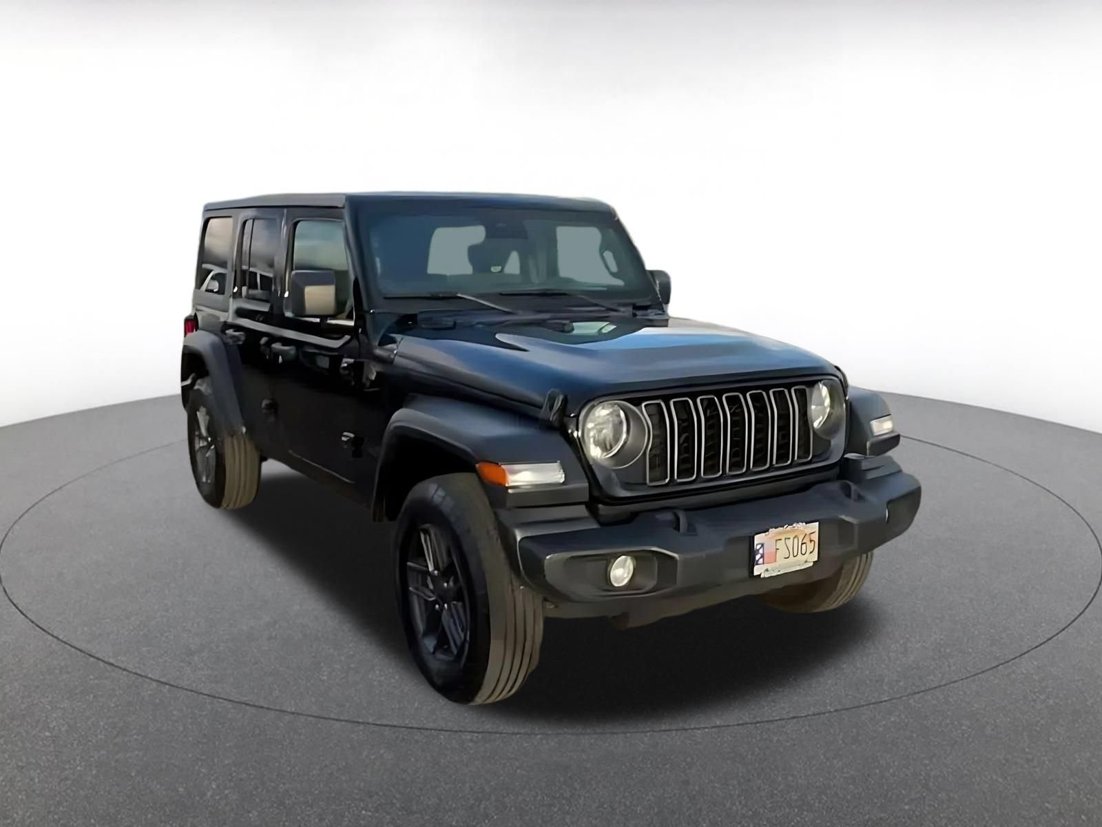 Thumbnail: 2025 Jeep Wrangler - 3