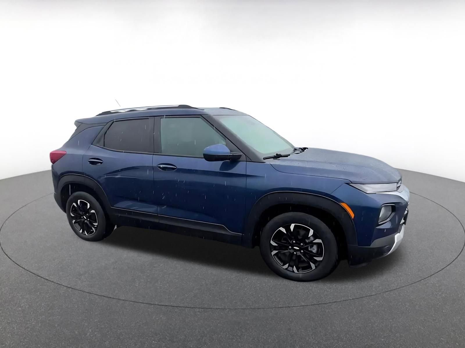 Thumbnail: 2023 Chevrolet TrailBlazer - 2