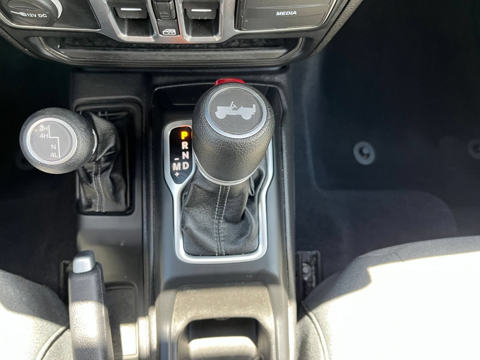 Thumbnail: 2025 Jeep Wrangler - 32