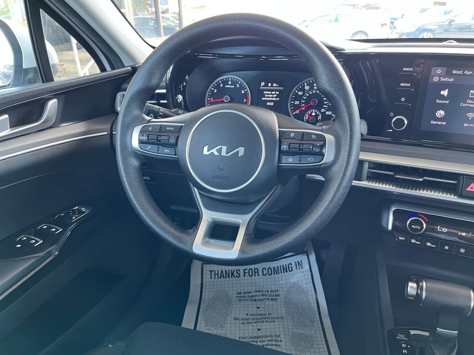 Thumbnail: 2023 Kia K5 - 32