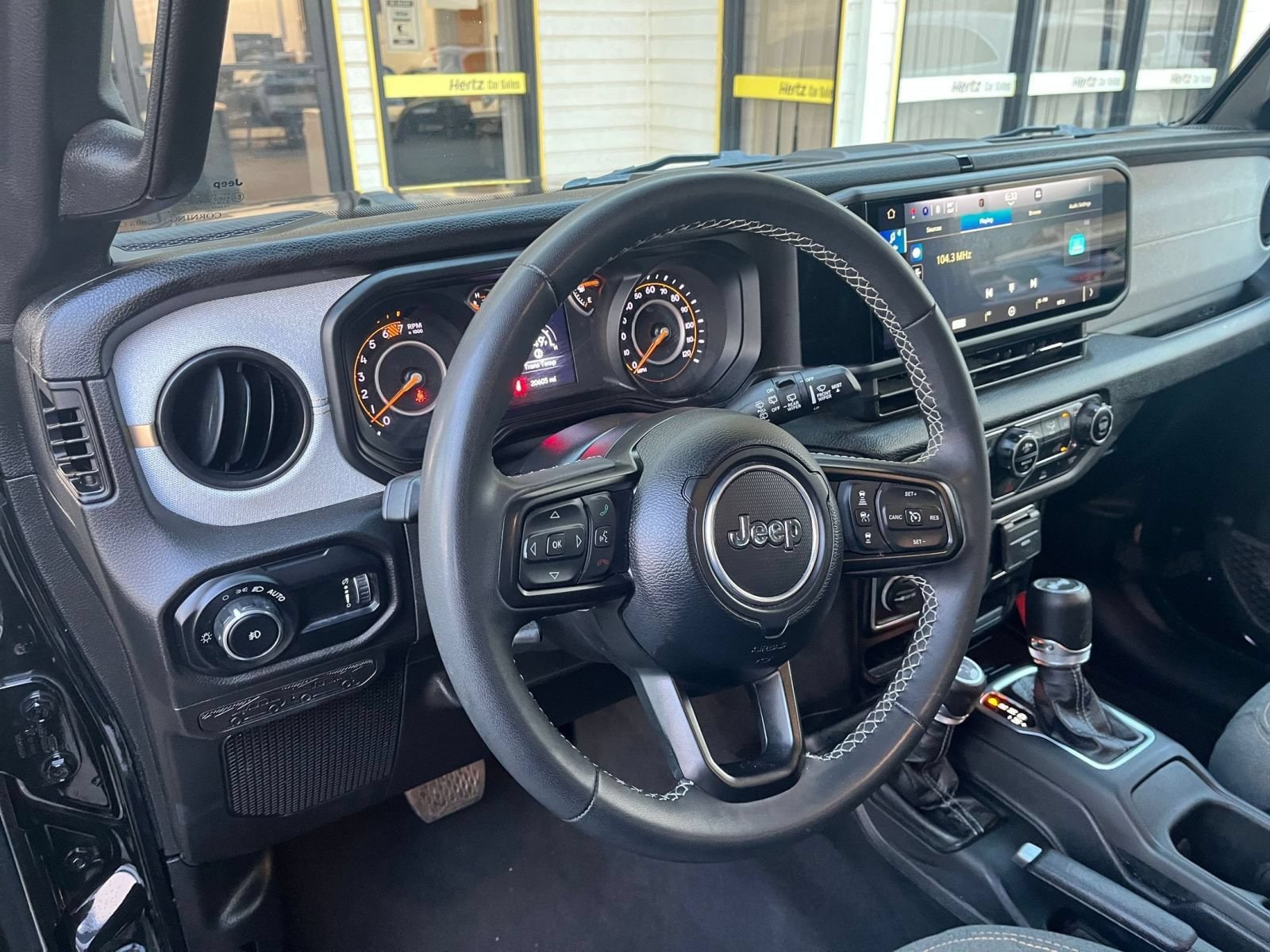 Thumbnail: 2025 Jeep Wrangler - 28