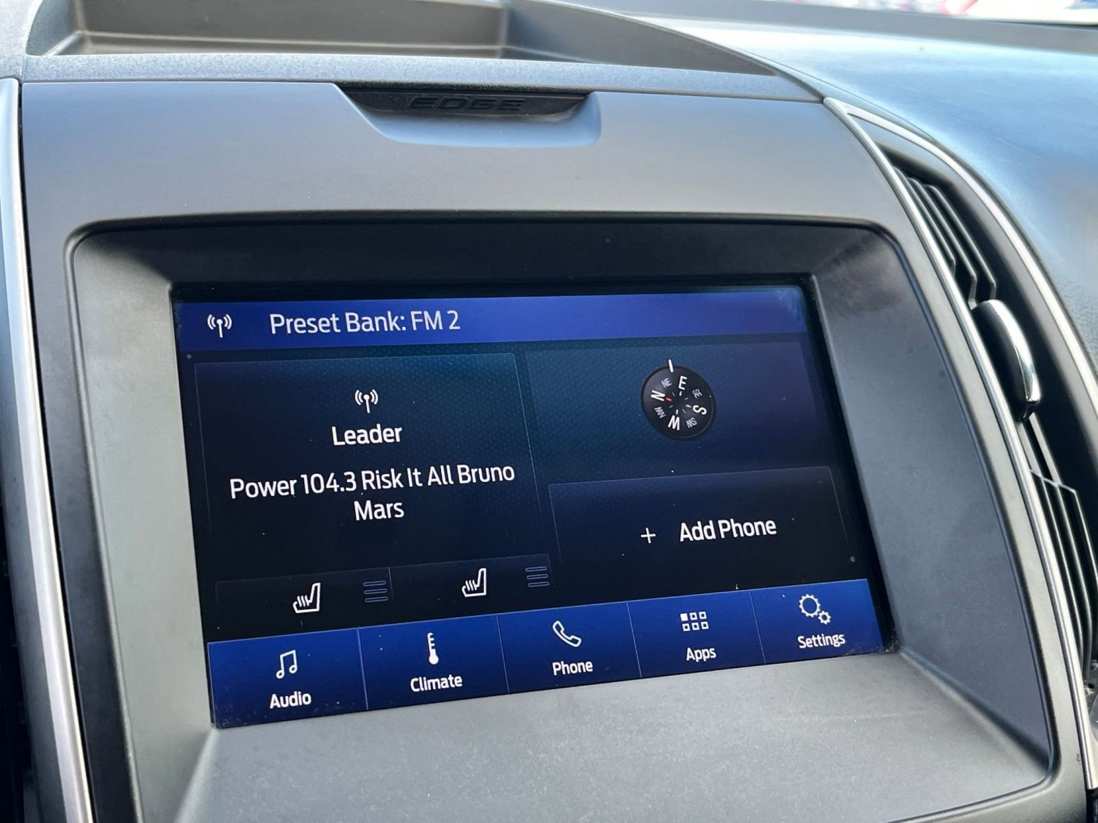 Thumbnail: 2020 Ford Edge - 20