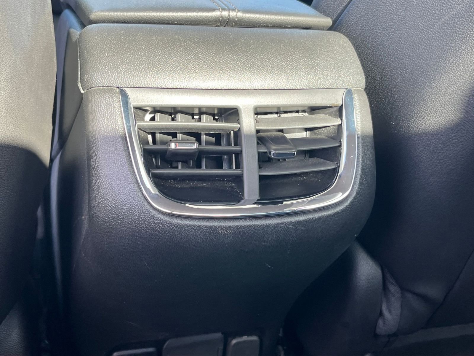 Thumbnail: 2024 Chevrolet Malibu - 23