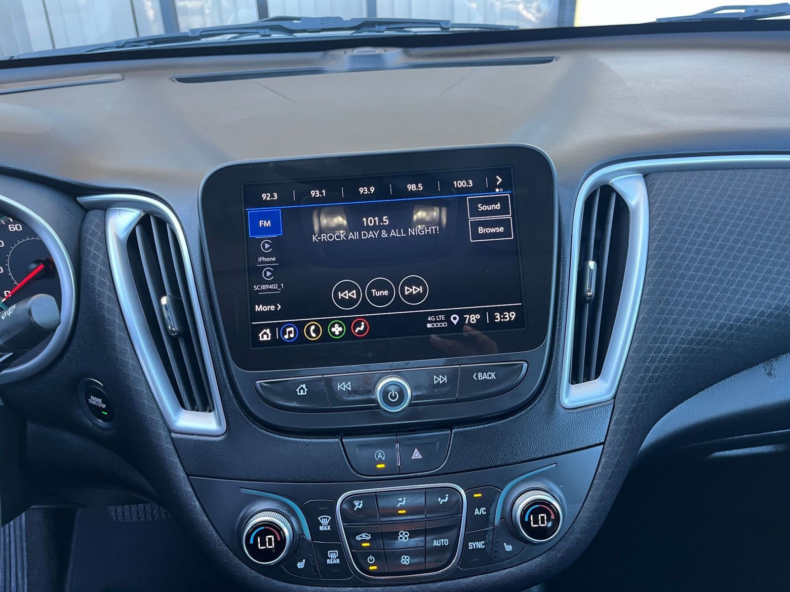 Thumbnail: 2024 Chevrolet Malibu - 18