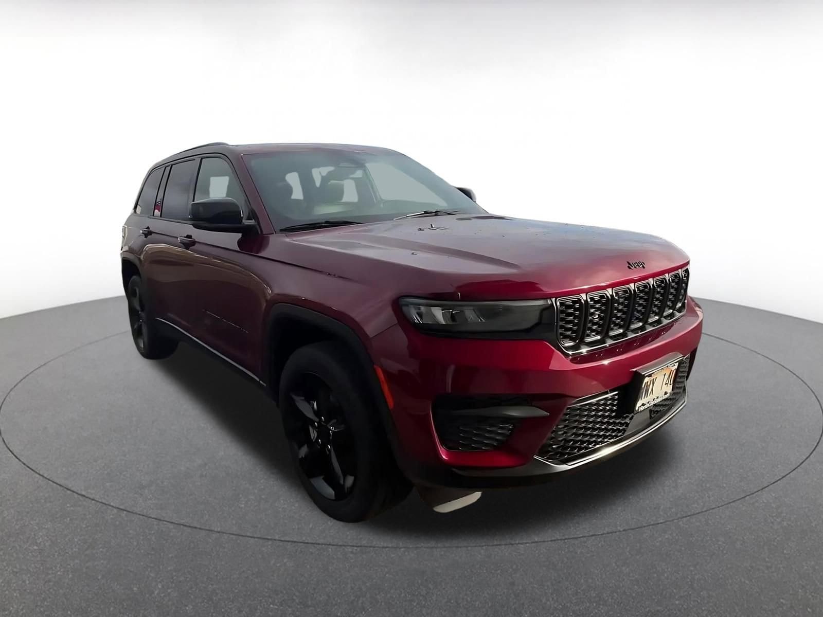 Thumbnail: 2023 Jeep Grand Cherokee - 2