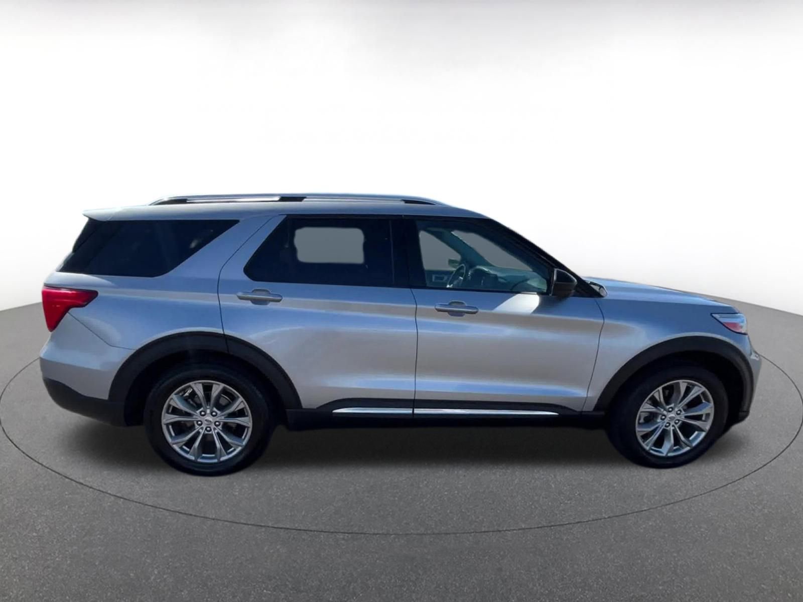 Thumbnail: 2023 Ford Explorer - 16