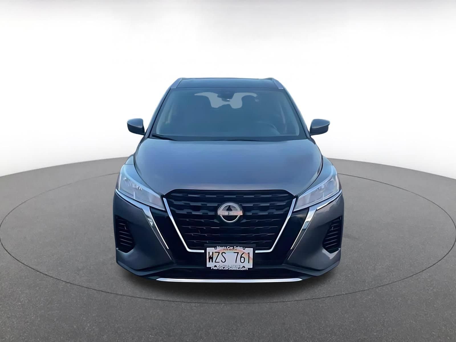 Thumbnail: 2024 Nissan Kicks - 4