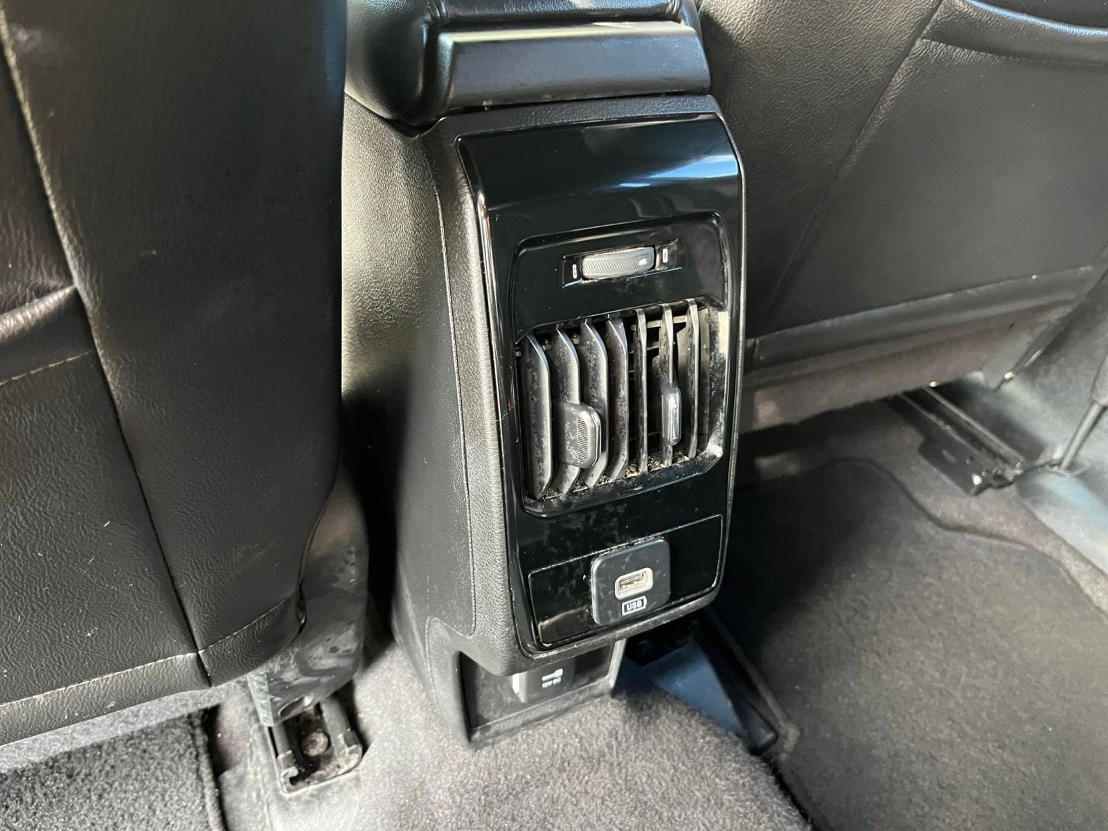 Thumbnail: 2023 Jeep Compass - 25