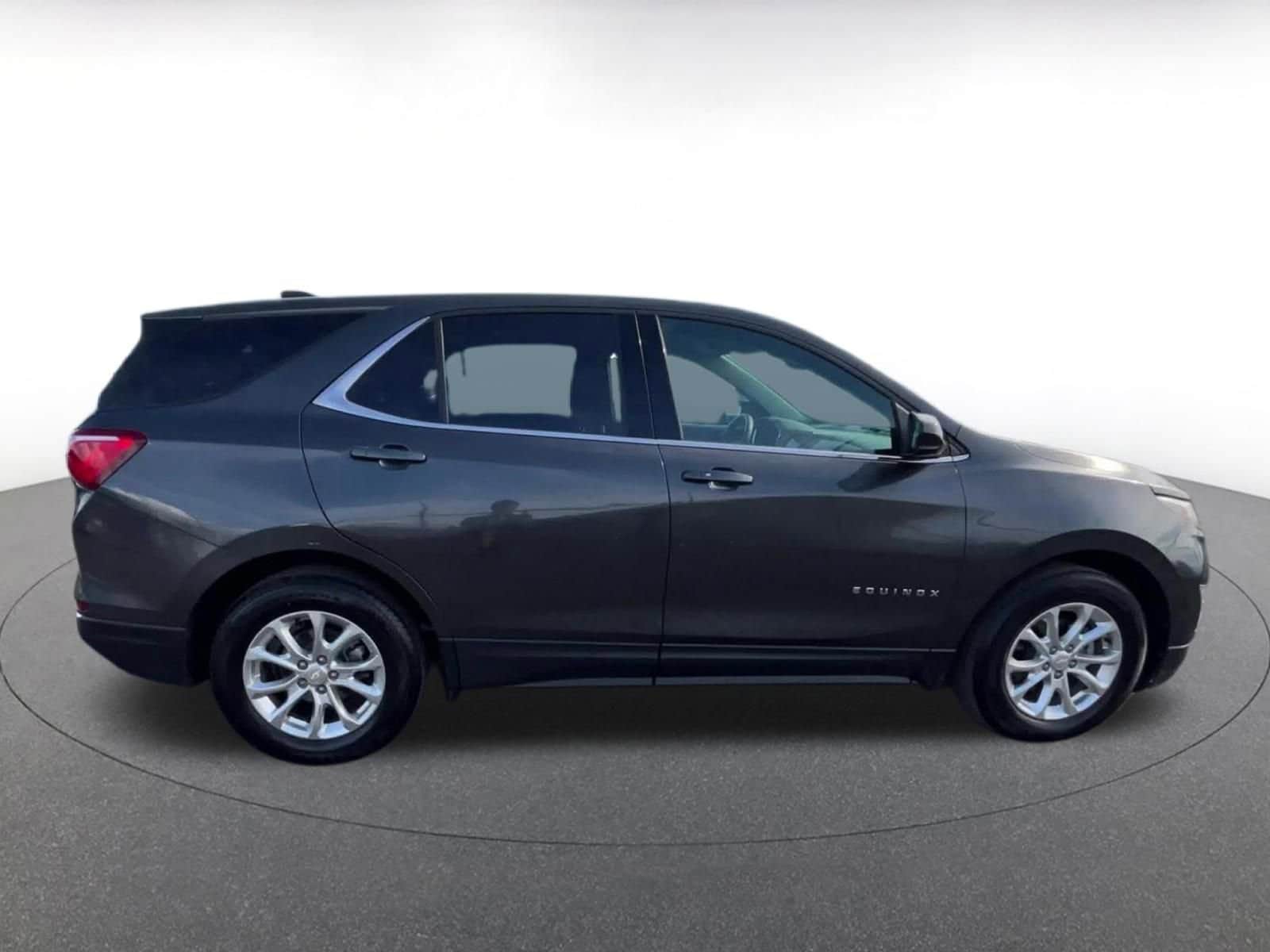 Thumbnail: 2020 Chevrolet Equinox - 16