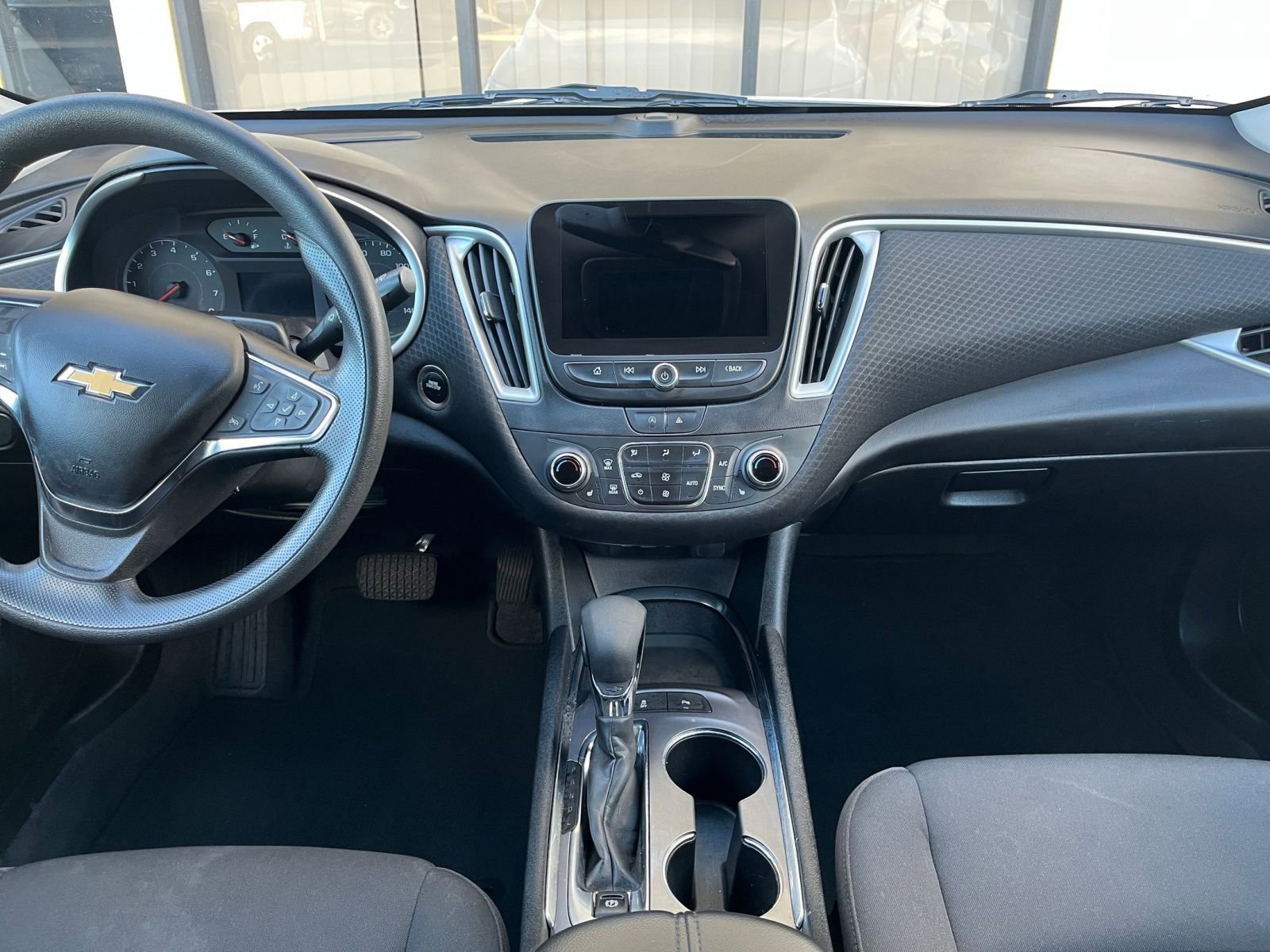 Thumbnail: 2023 Chevrolet Malibu - 33