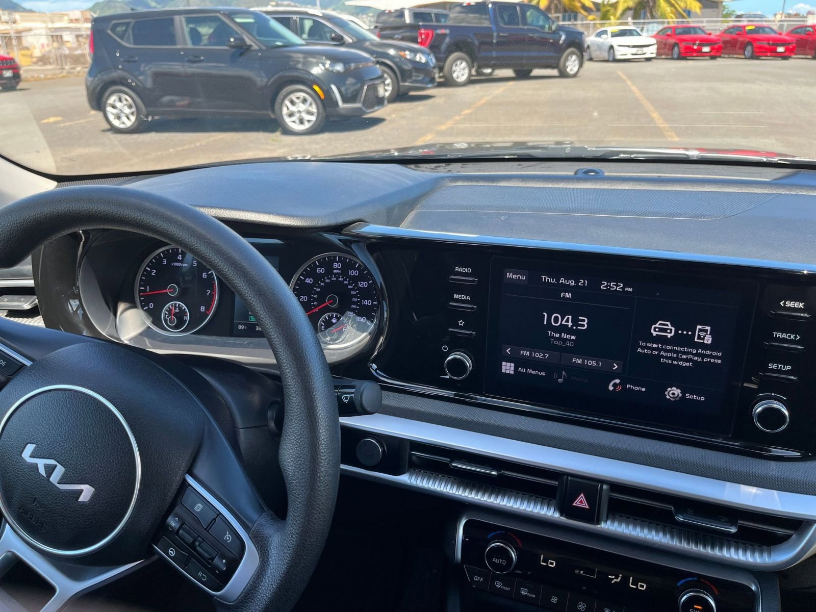 Thumbnail: 2023 Kia K5 - 32