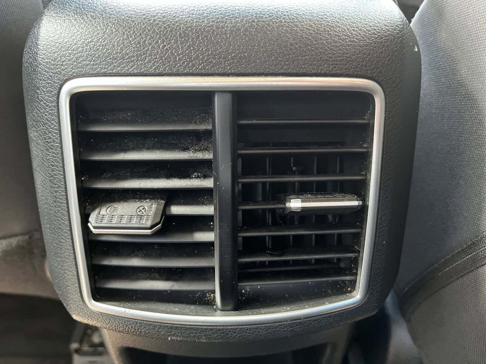 Thumbnail: 2023 Kia Sportage - 23