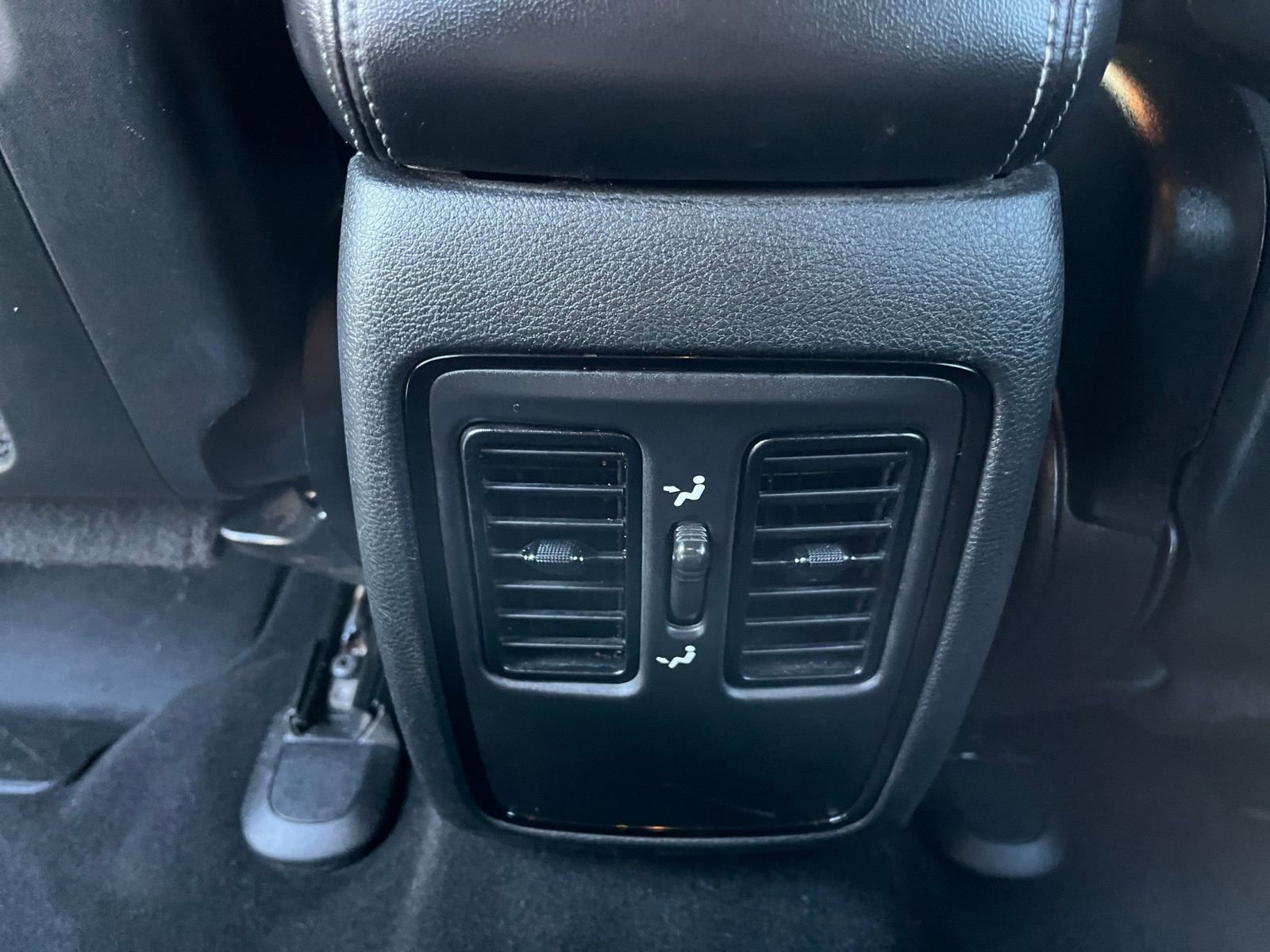 Thumbnail: 2023 Dodge Durango - 23