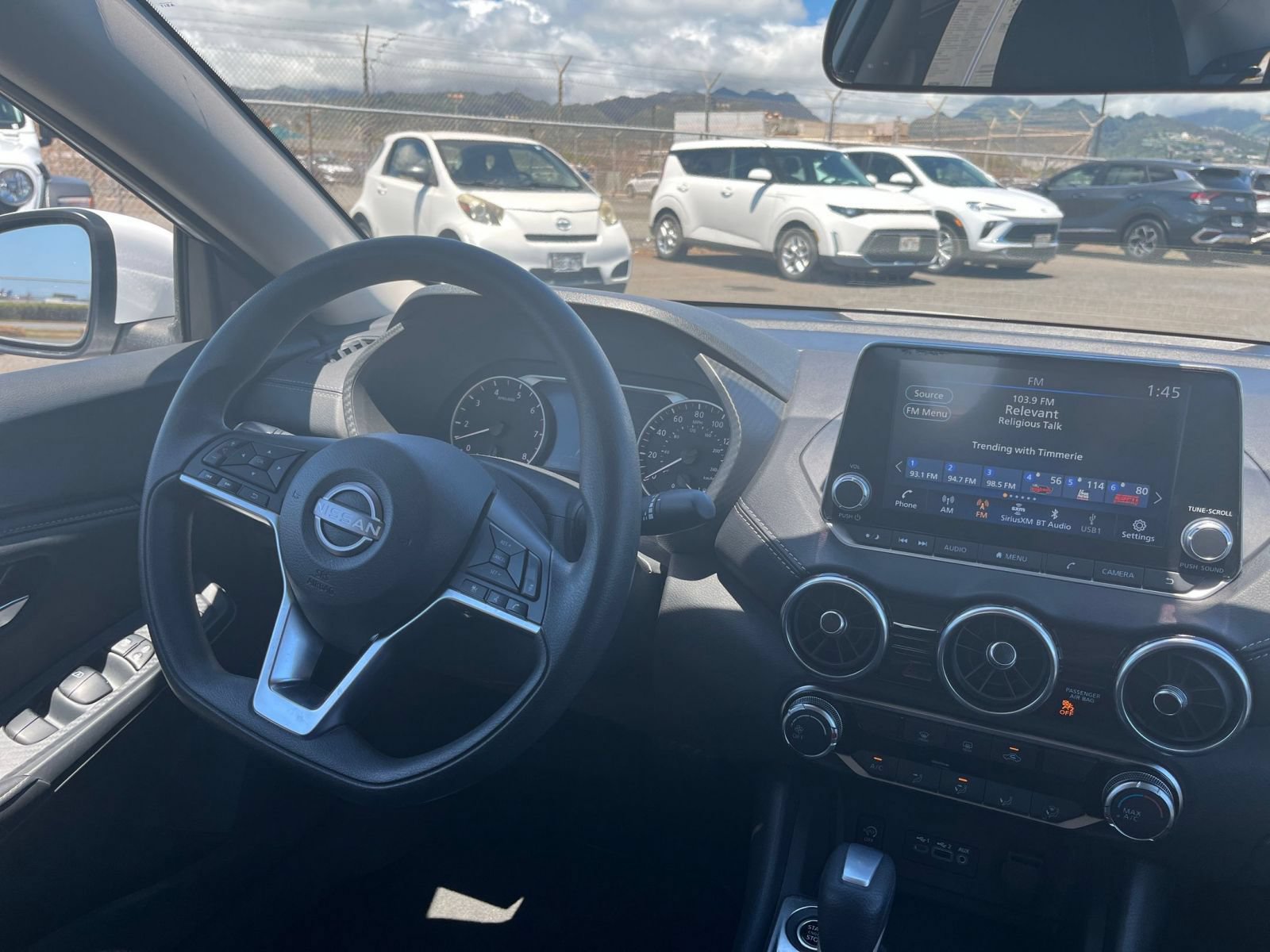 Thumbnail: 2025 Nissan Sentra - 29
