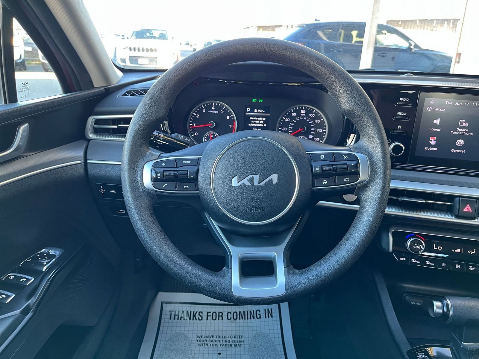 Thumbnail: 2023 Kia K5 - 25