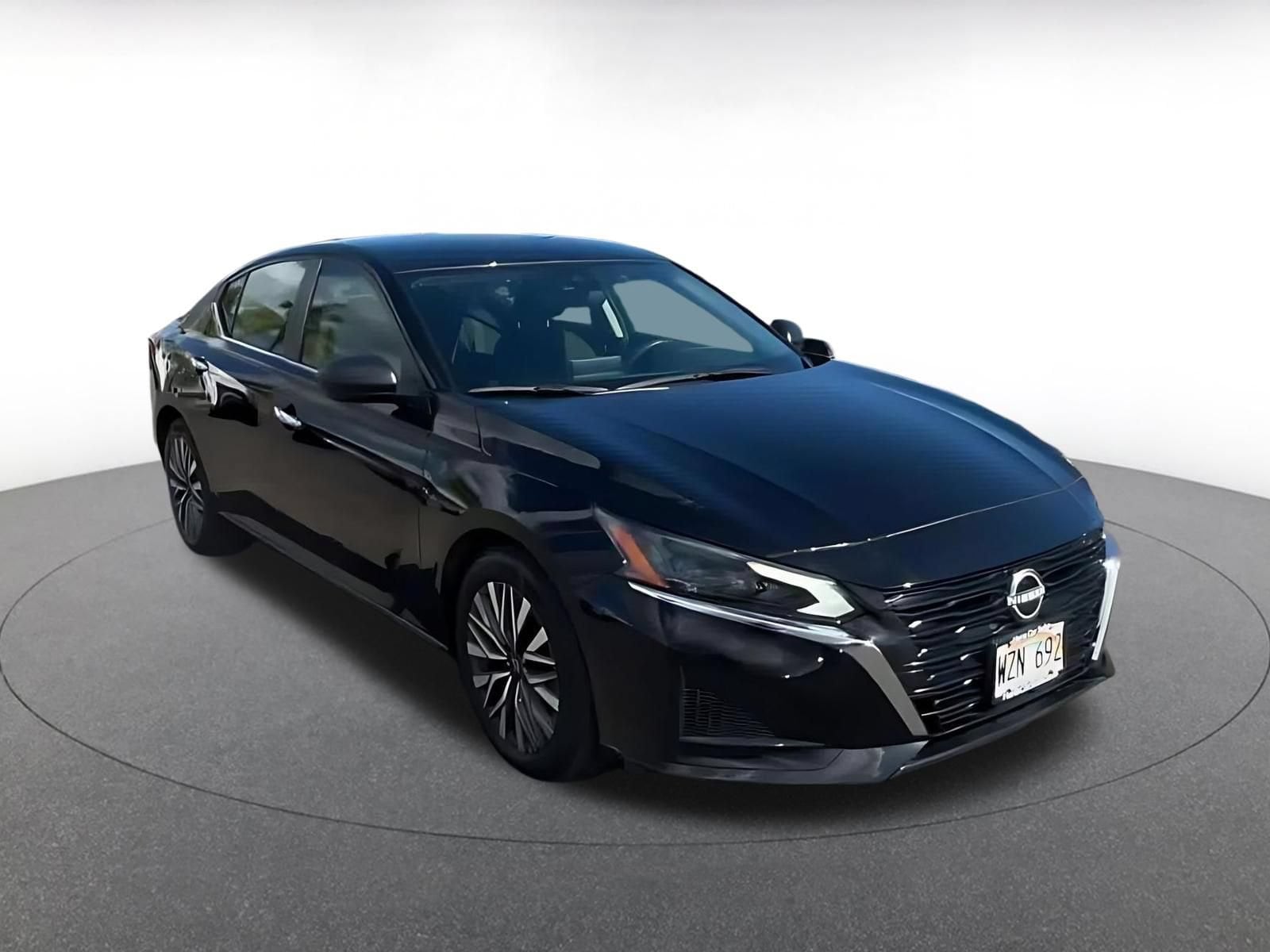 Thumbnail: 2024 Nissan Altima - 3