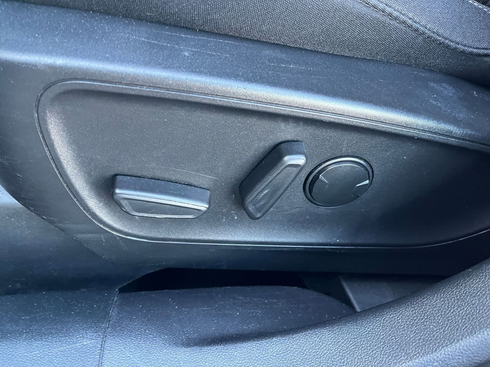 Thumbnail: 2023 Ford Escape - 23