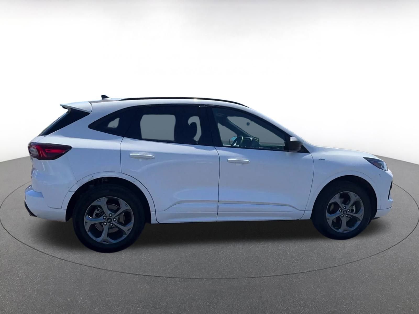 Thumbnail: 2023 Ford Escape - 15