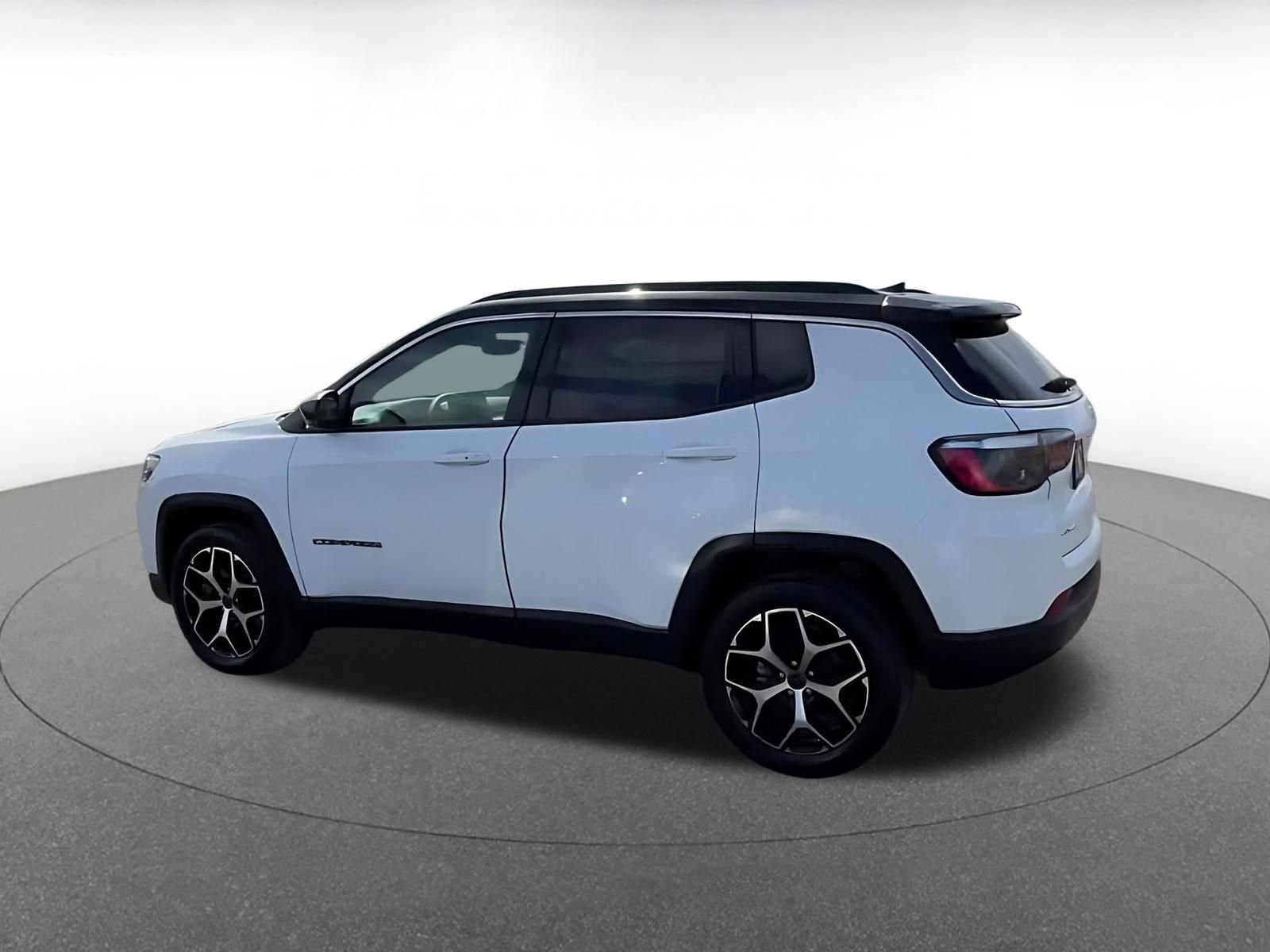 Thumbnail: 2025 Jeep Compass - 10