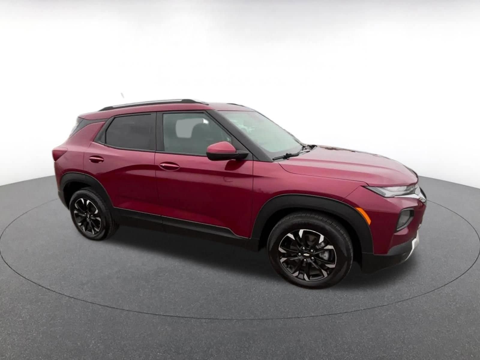 Thumbnail: 2023 Chevrolet TrailBlazer - 2