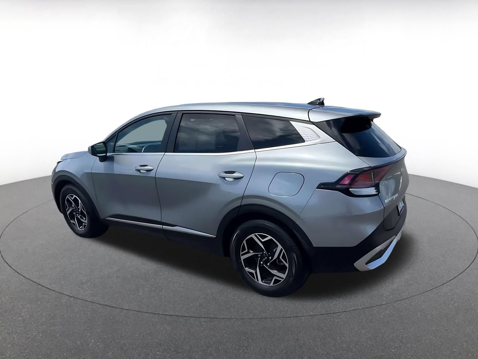 Thumbnail: 2025 Kia Sportage - 8