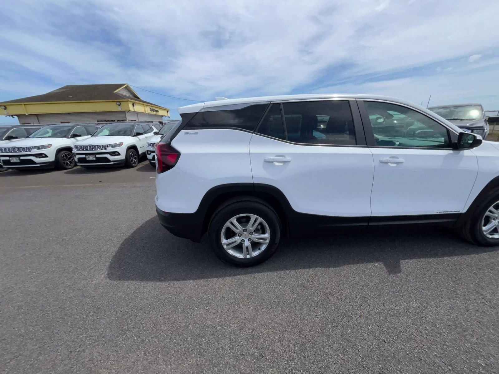 Thumbnail: 2024 GMC Terrain - 16