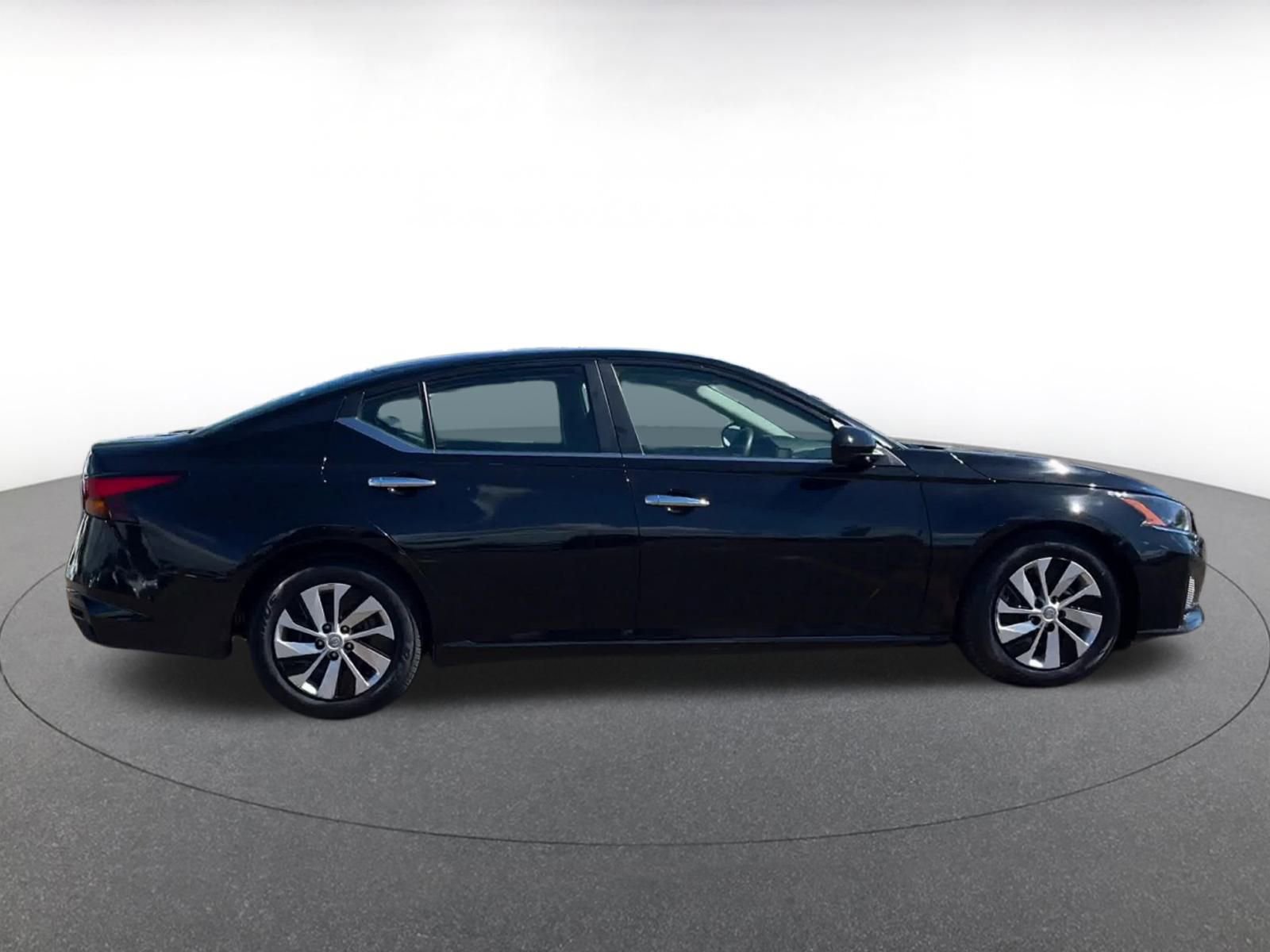 Thumbnail: 2023 Nissan Altima - 16