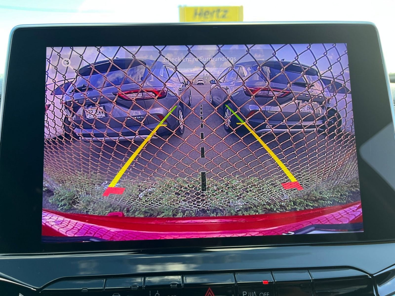 Thumbnail: 2023 Jeep Compass - 17