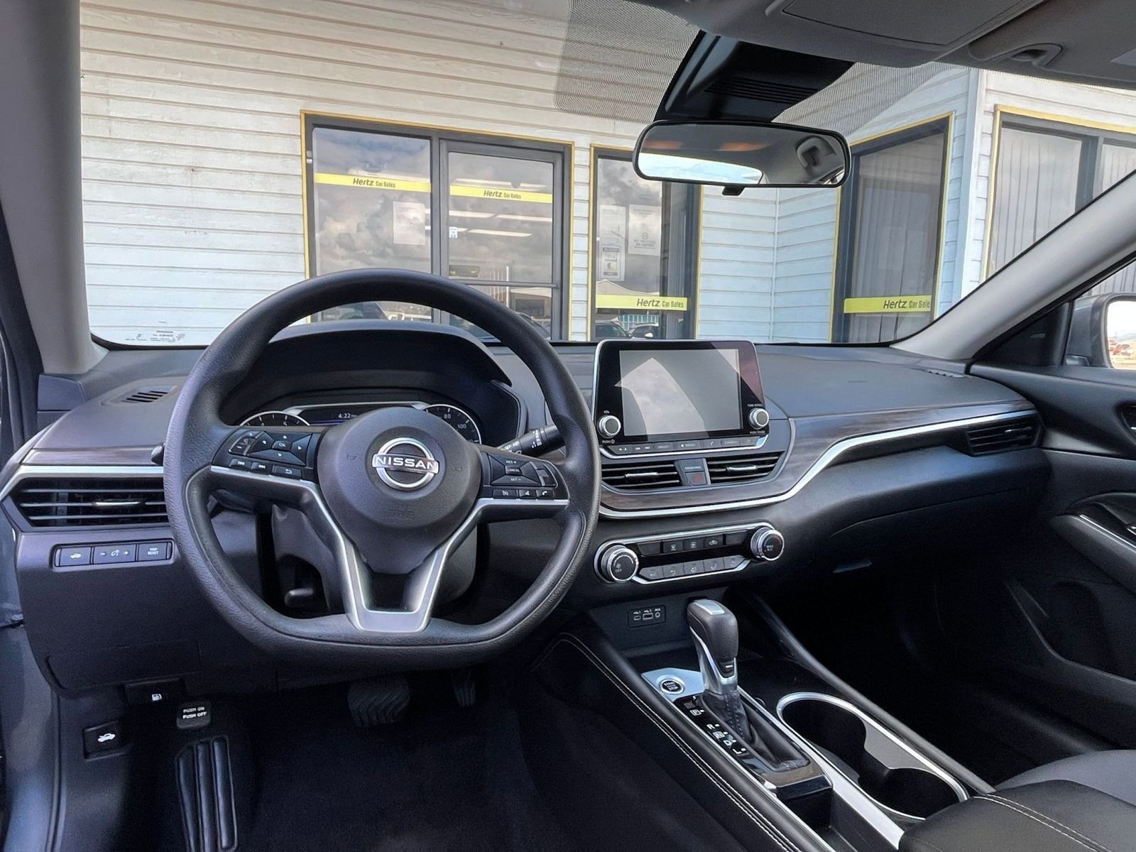Thumbnail: 2023 Nissan Altima - 33