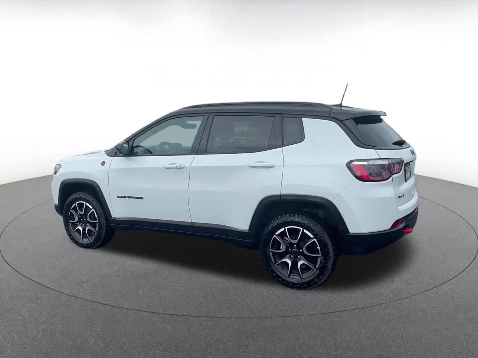 Thumbnail: 2025 Jeep Compass - 10