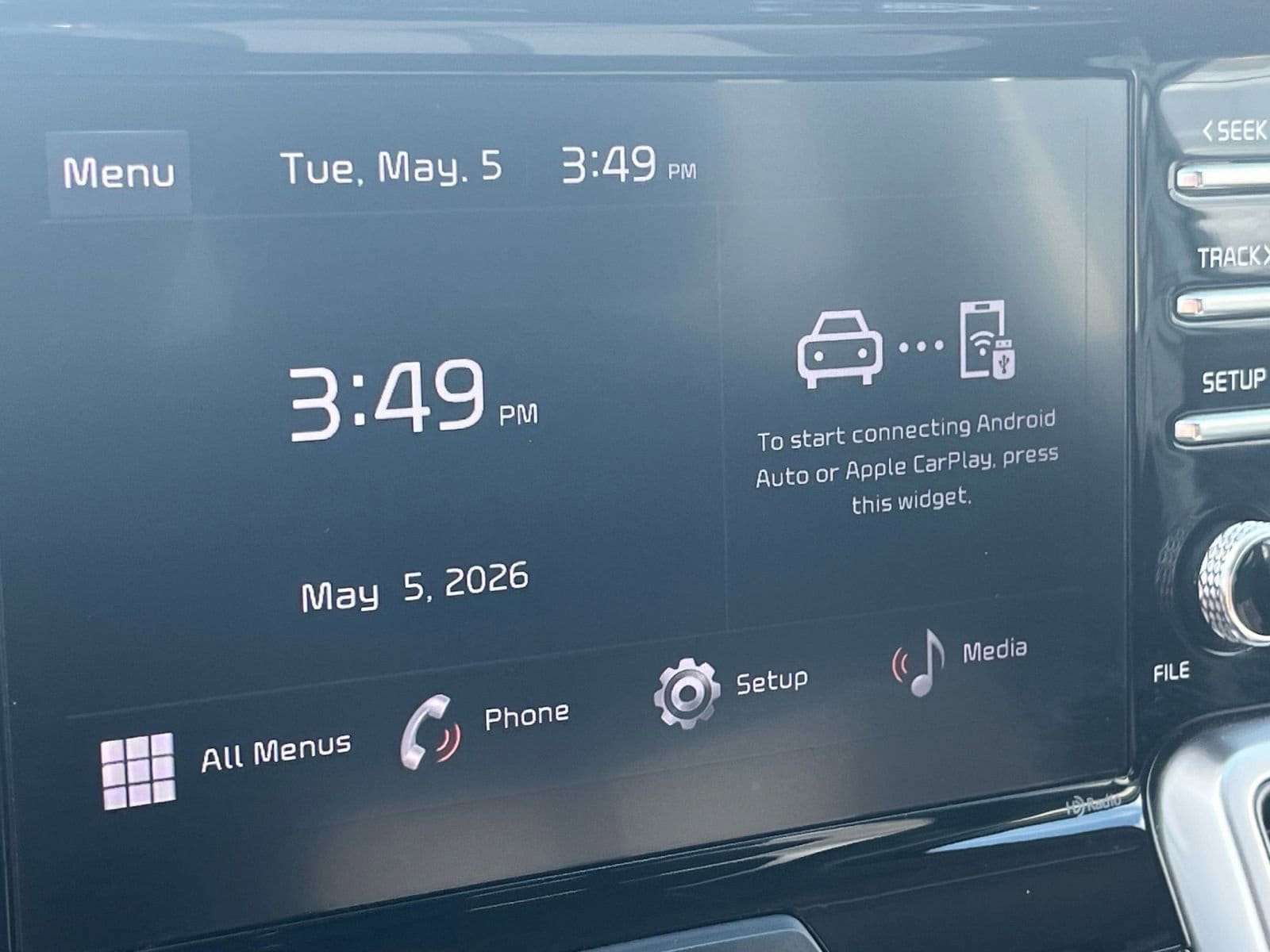 Thumbnail: 2023 Kia Sorento - 17