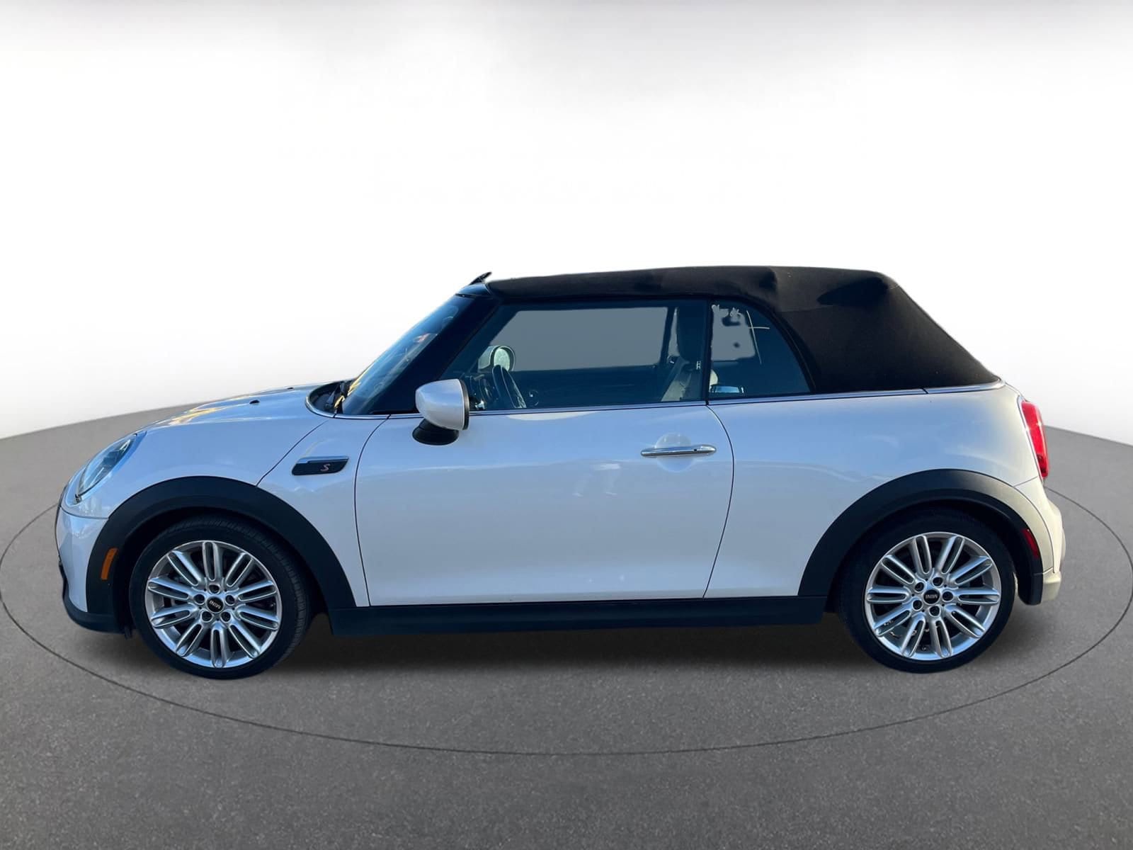 Thumbnail: 2024 MINI Cooper Convertible - 4